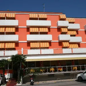 Hotel Paron